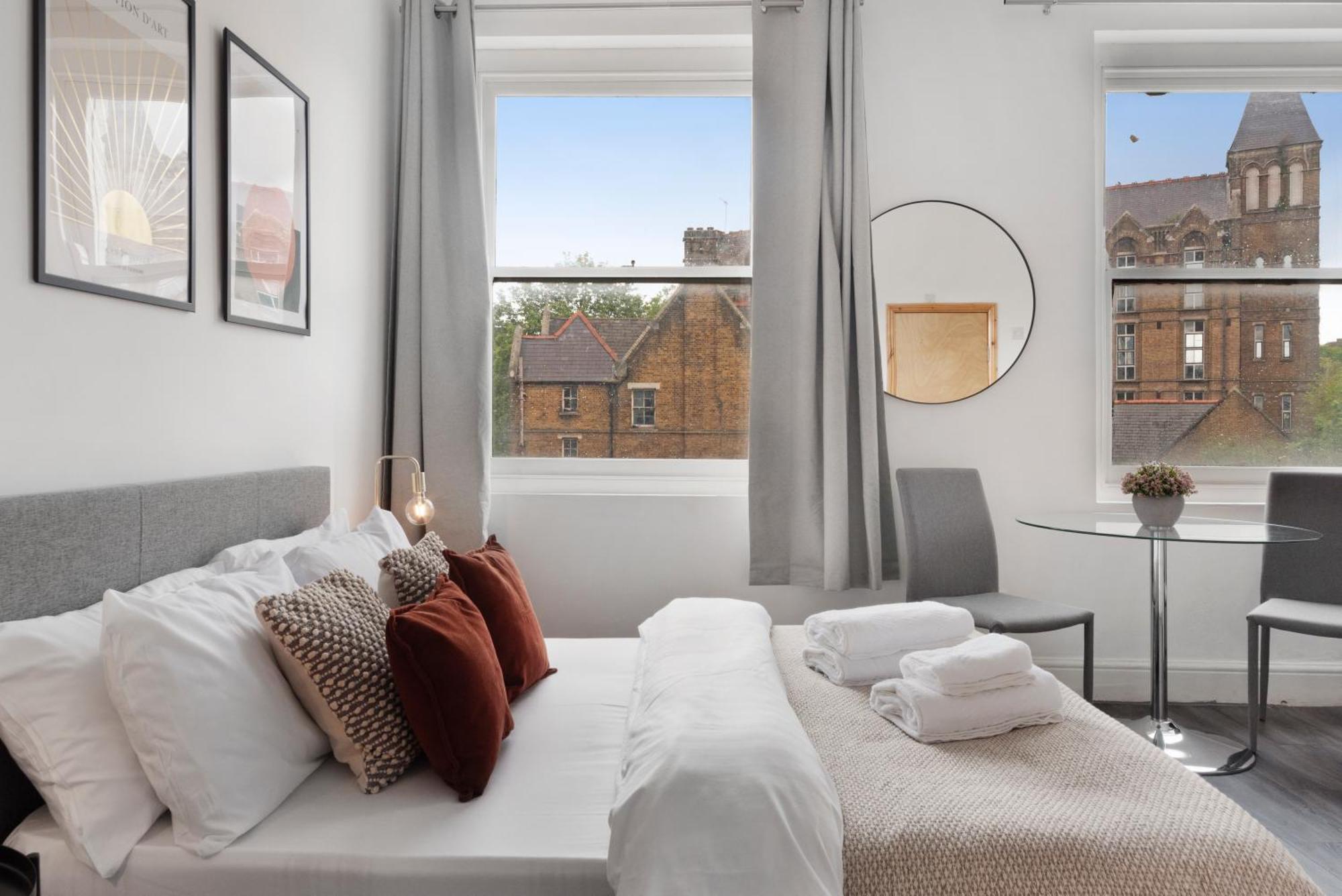 Archway Station Studios - Double Bed Londen Buitenkant foto